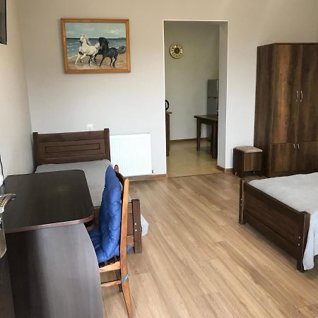 Guest House Eden Тбілісі Екстер'єр фото