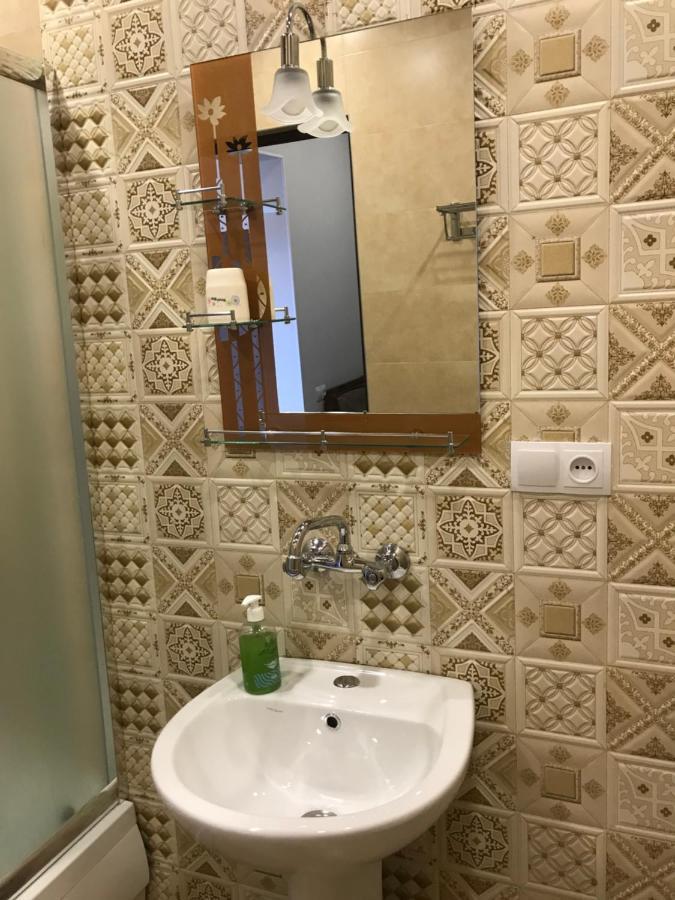 Guest House Eden Тбілісі Екстер'єр фото